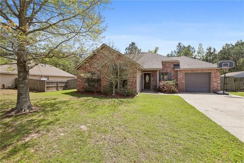 44059 Washley Trace Cir, Robert, LA, 70455-2915 | Card Image