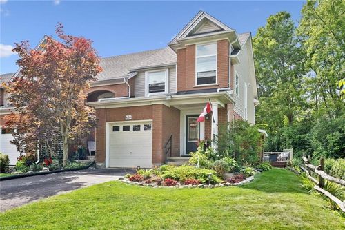 439 Beaver Creek Rd, Waterloo, ON, N2V2J8 | Card Image