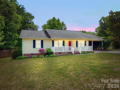 425 Catawba Dr, Salisbury, NC, 28147-9439 | Card Image