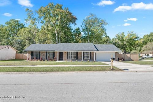 6698 Arrowroot Dr, JACKSONVILLE, FL, 32244-6010 | Card Image