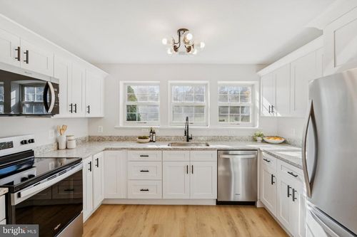 1-4120 Applegate Ct, SUITLAND, MD, 20746-3056 | Card Image