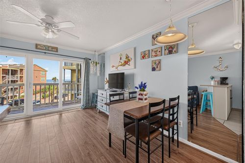 9201-6300 Seawall Blvd, Galveston, TX, 77551-2219 | Card Image