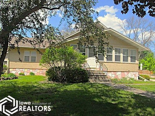 1027 E Main Street, Belmond, IA, 50421 | Card Image