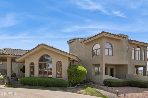 1121 E Country Gables Dr, Phoenix, AZ, 85022-6400 | Card Image