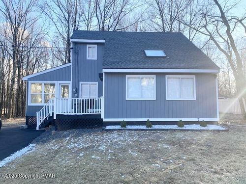 1109 Steele Cir, Bushkill, PA, 18324-8696 | Card Image