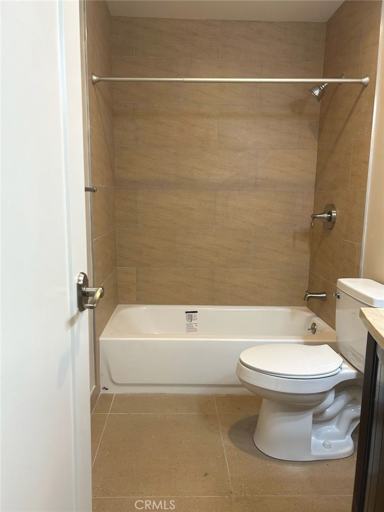 Residential Lease in Los Angeles 2