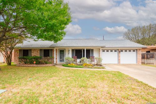 9715 La Rue St, San Antonio, TX, 78217-4511 | Card Image