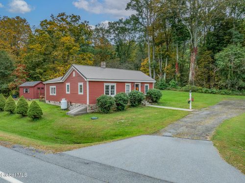 180 State Route 313, Cambridge, NY, 12816-3100 | Card Image