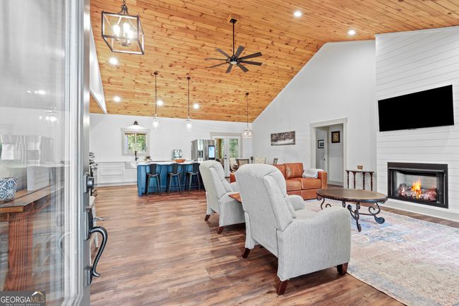 1571 Sunshine Rd, House other with 3 bedrooms, 2 bathrooms and 2 parking in Toccoa GA | Image 15