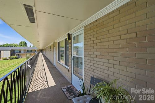 210-3010 Crosby Road, Charlotte, NC, 28211 | Card Image