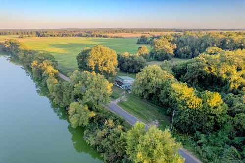 686 Miller County 379, Texarkana, AR, 71854-1811 | Card Image