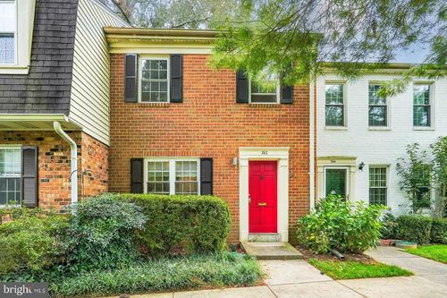 7-742-742 College Pkwy, ROCKVILLE, MD, 20850-1929 | Card Image