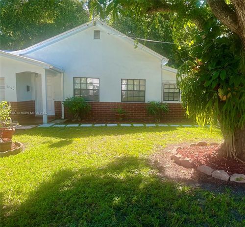 2-675 Ne 118th St, Biscayne Park, FL, 33161-6207 | Card Image