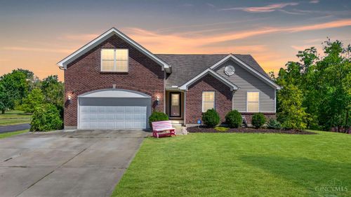 404 Brookhurst Dr, Monroe, OH, 45050-1777 | Card Image