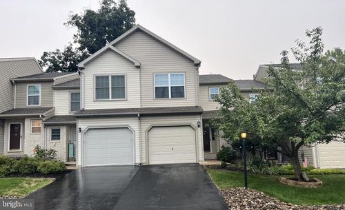 224 Forest Oak Ln, HARRISBURG, PA, 17110-3917 | Card Image