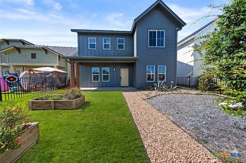 418 Stagecoach Trl, San Marcos, TX, 78666-5204 | Card Image