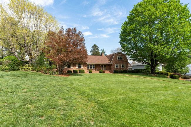 812 Meadowbrook Rd, House other with 4 bedrooms, 4 bathrooms and null parking in WAYNESBORO VA | Image 4