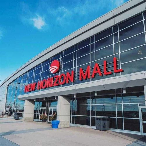 {{alt}} | Card Image