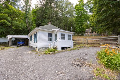 11 Richardsville Rd, Carmel, NY, 10512-3962 | Card Image