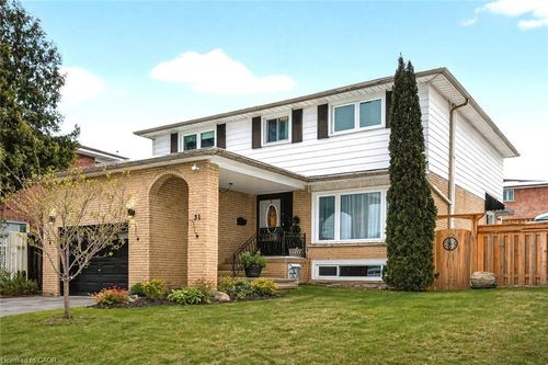 31 Maynard St, Hamilton, ON, L9B1R9 | Card Image