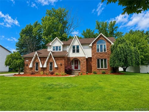 400 Tiburon Ln, East Amherst, NY, 14051-1443 | Card Image