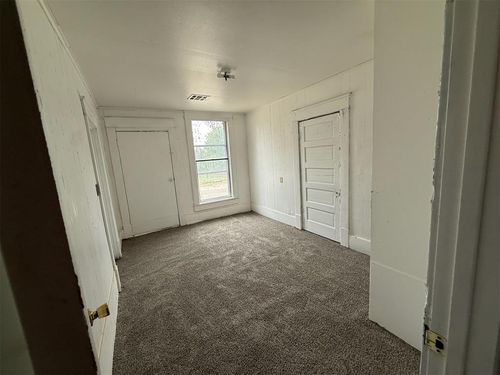 421 N Barker Ave, El Reno, OK, 73036-2807 | Card Image
