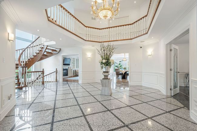 16 Noble St, House other with 7 bedrooms, 6 bathrooms and 12 parking in Markham ON | Image 6