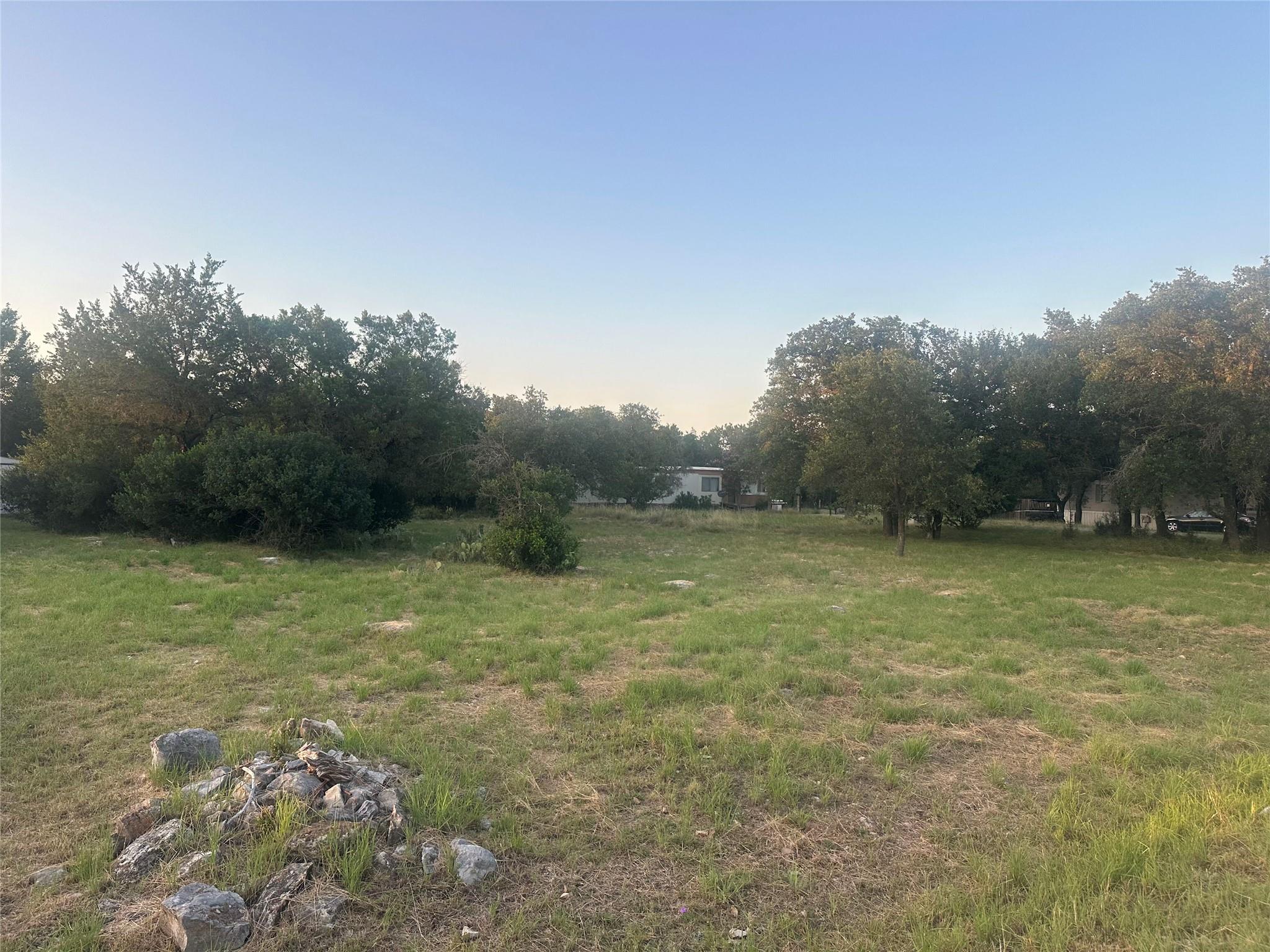 Land in Horseshoe Bay