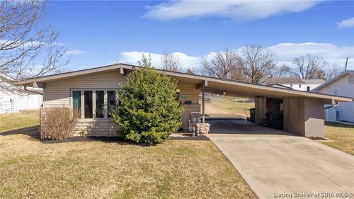 609 Michael St, Salem, IN, 47167-1759 | Card Image