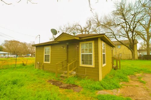 7326 Eagle Pass St, Houston, TX, 77020-3414 | Card Image