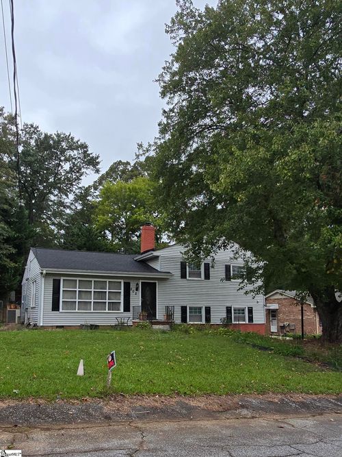 202 W Dorchester Blvd, Greenville, SC, 29605-2435 | Card Image