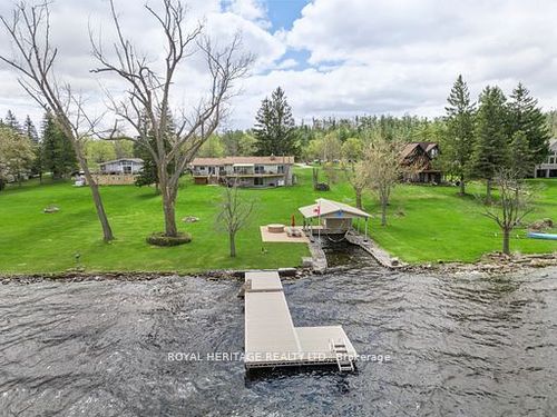 7 N Service Rd, Dunsford, ON, K0M1L0 | Card Image