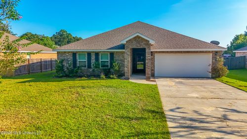 8265 Curry Rd, Biloxi, MS, 39532-8348 | Card Image