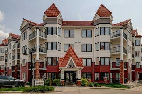 218-30 Royal Oak Plaza Nw, Calgary, AB, T3G0C1 | Card Image