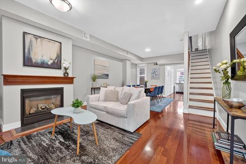 2218 12th St Nw, WASHINGTON, DC, 20009-4404 | Card Image