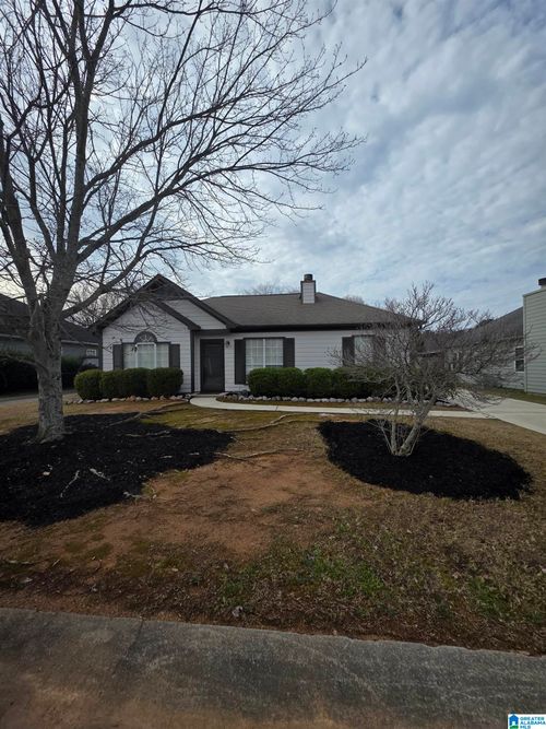304 Mills Way, Pelham, AL, 35124-3948 | Card Image