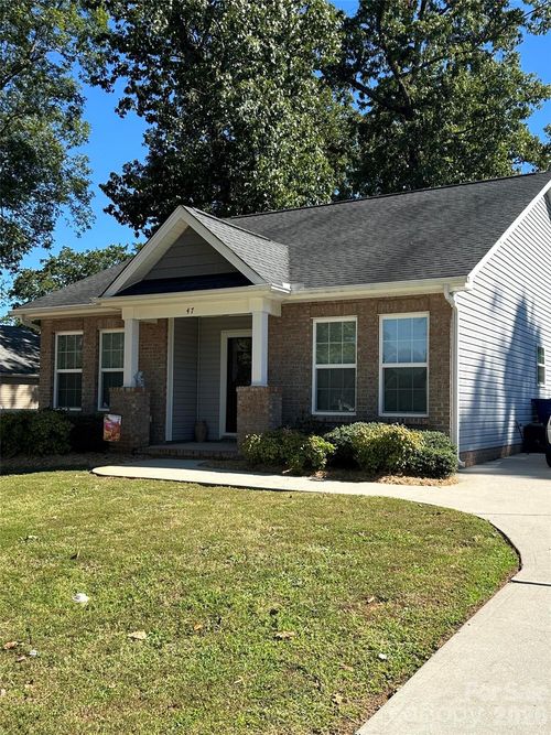 47 Linford St, Belmont, NC, 28012-2250 | Card Image