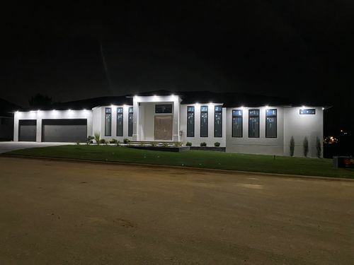 813 W Regello Dr, Nixa, MO, 65714-7898 | Card Image