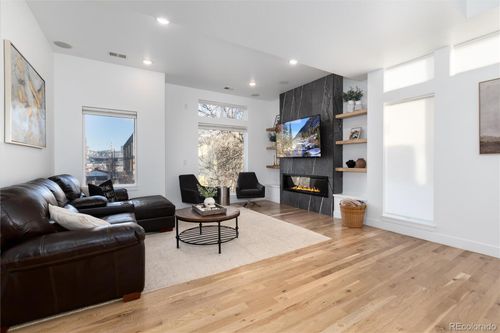 4-1733 Grove St, Denver, CO, 80204-1718 | Card Image