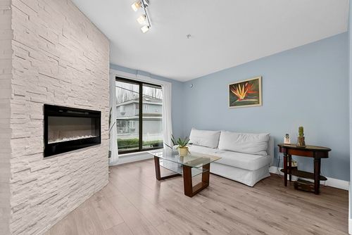 211-5818 Lincoln St, Vancouver, BC, V5R4P7 | Card Image