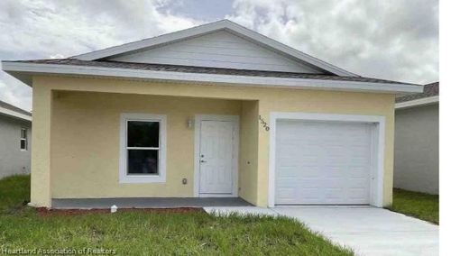 1520 Las Villas Blvd, SEBRING, FL, 33870-1621 | Card Image