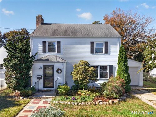 625 Ocean Ave, New London, CT, 06320-4445 | Card Image