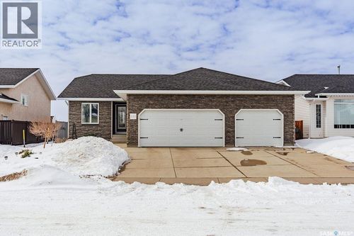 330 Pobran Cres, Saskatoon, SK, S7S1L4 | Card Image