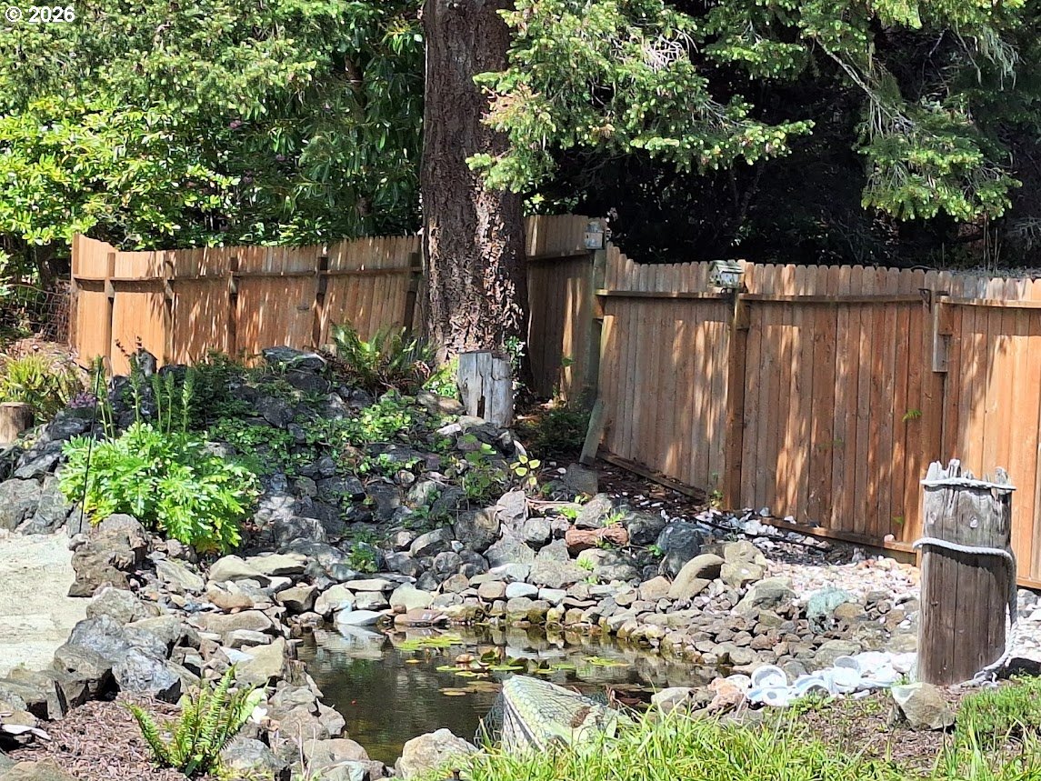 Residential Income in CoosBay 3