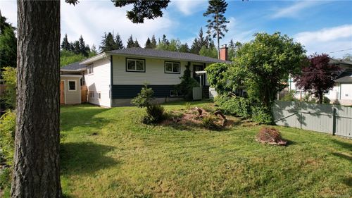 7147 Wright Rd, Sooke, BC, V9Z0S5 | Card Image