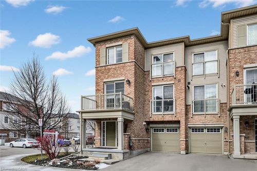 92-165 Hampshire Way, Milton, ON, L9T8M7 | Card Image