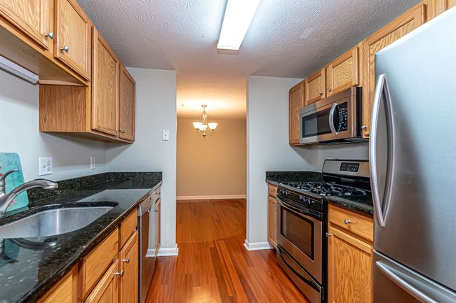 APT-4B - 5 Crosswoods Path Blvd, Condo with 2 bedrooms, 1 bathrooms and null parking in Merrimack NH | Image 7