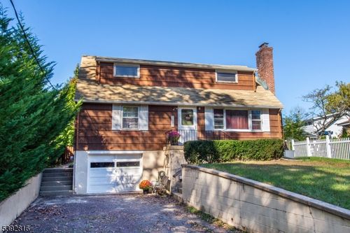 5 Seminole Trl, Denville, NJ, 07834-2023 | Card Image