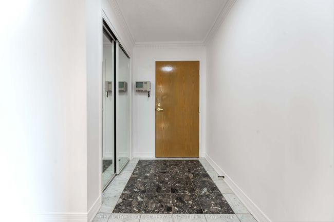 PH6 - 939 N River Rd, Condo with 3 bedrooms, 2 bathrooms and 1 parking in Ottawa ON | Image 5