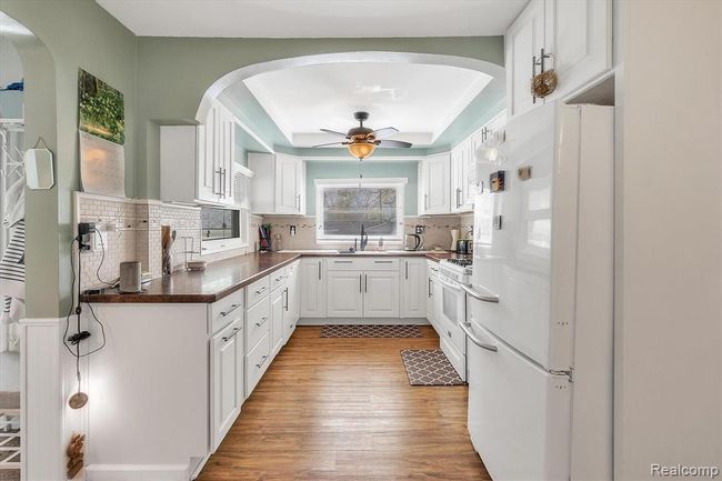 View of newly remodeled kitchen | Image 9